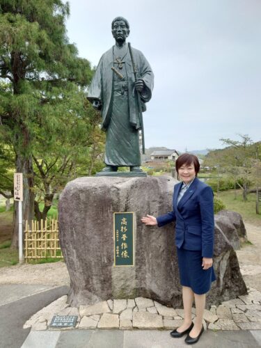 下関市吉田の東行庵