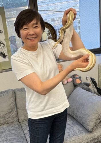 ヘビとおしゃべり中