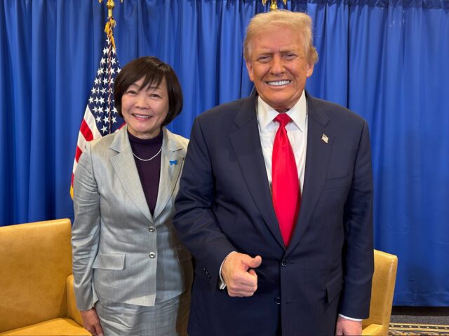 トランプ大統領と
