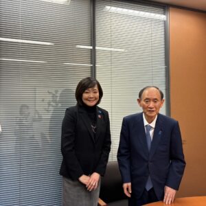 菅義偉元総理にご挨拶