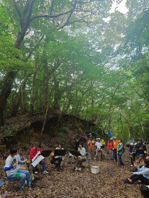 徳之島虹の会