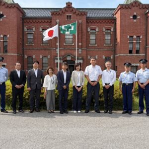 刑務所訪問