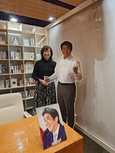 奈良で回顧展